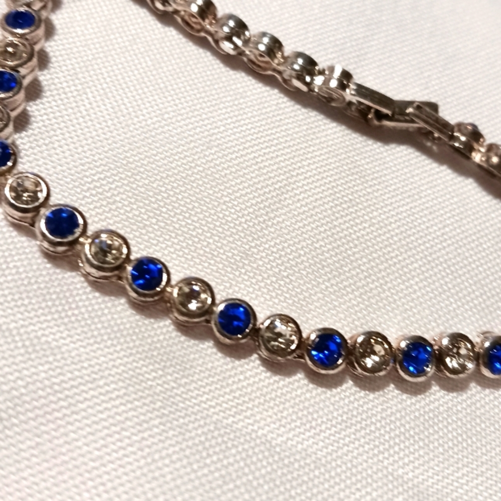 Blue and clear gemstone bracelet with extention